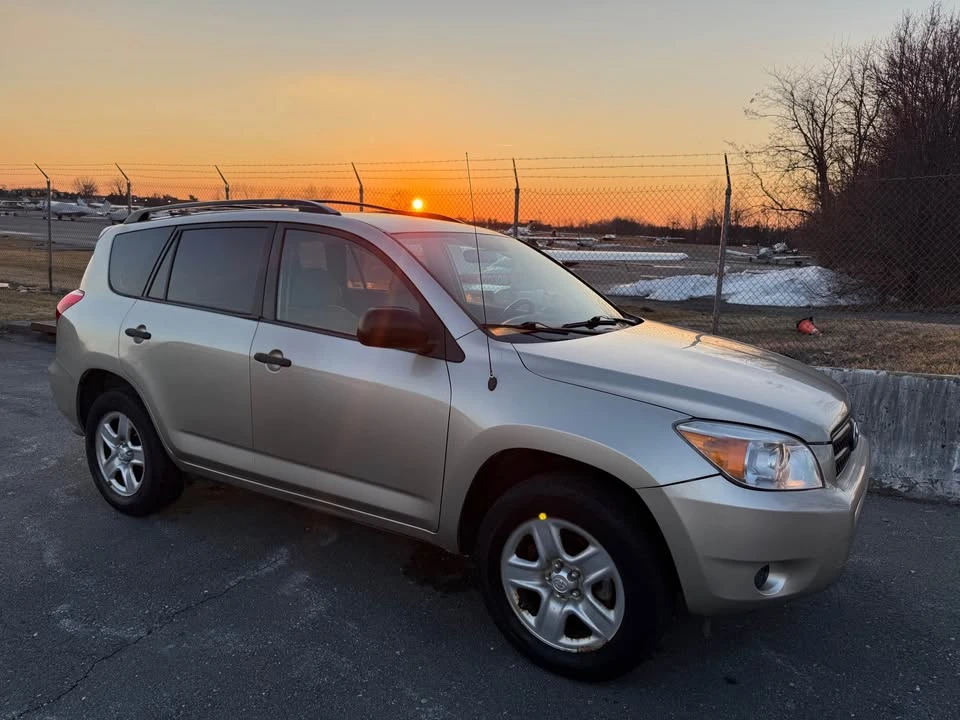 2006 Toyota RAV4 3rd Gen - Image 15 of 20