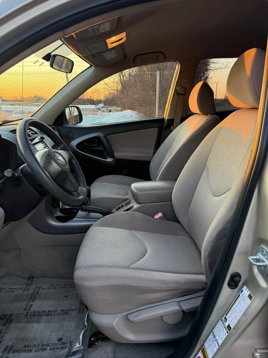 2006 Toyota RAV4 3rd Gen - Image 7 of 20