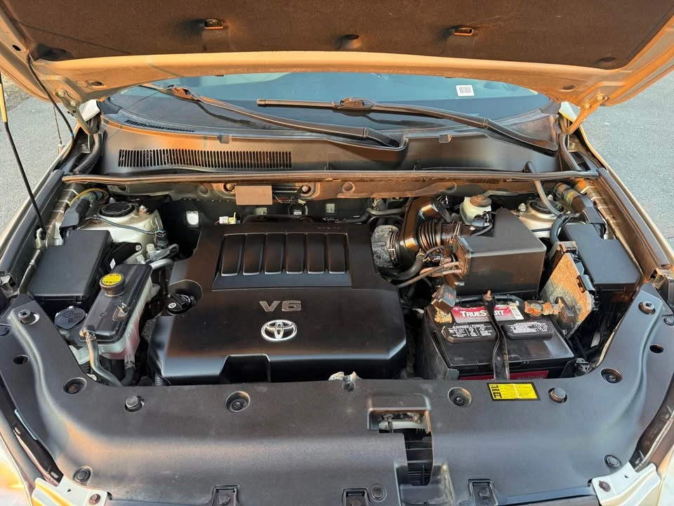 2006 Toyota RAV4 3rd Gen - Image 12 of 20