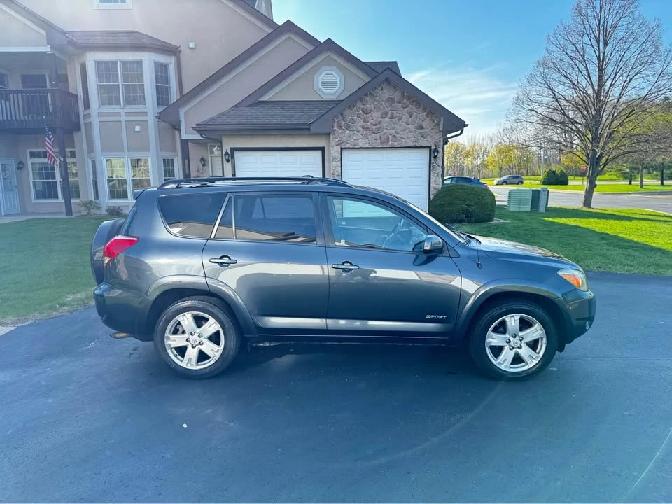 2006 Toyota RAV4 3rd Gen - Image 4 of 11