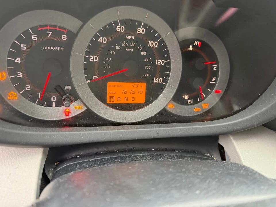 2006 Toyota RAV4 3rd Gen - Image 4 of 8