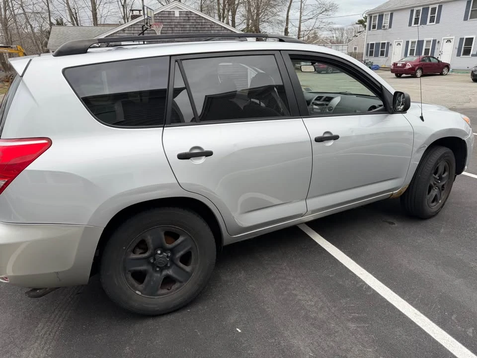 2006 Toyota RAV4 3rd Gen - Image 2 of 8