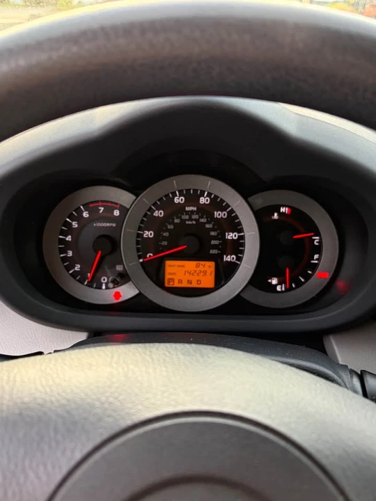 2006 Toyota RAV4 3rd Gen - Image 16 of 21