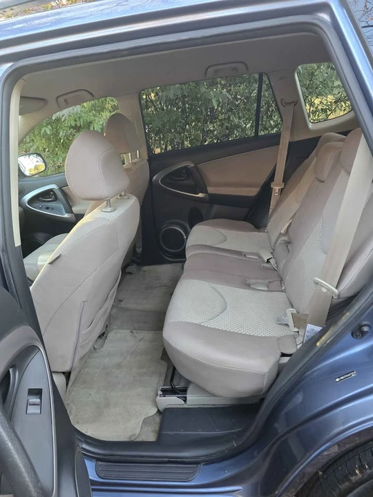 2006 Toyota RAV4 3rd Gen - Image 8 of 11