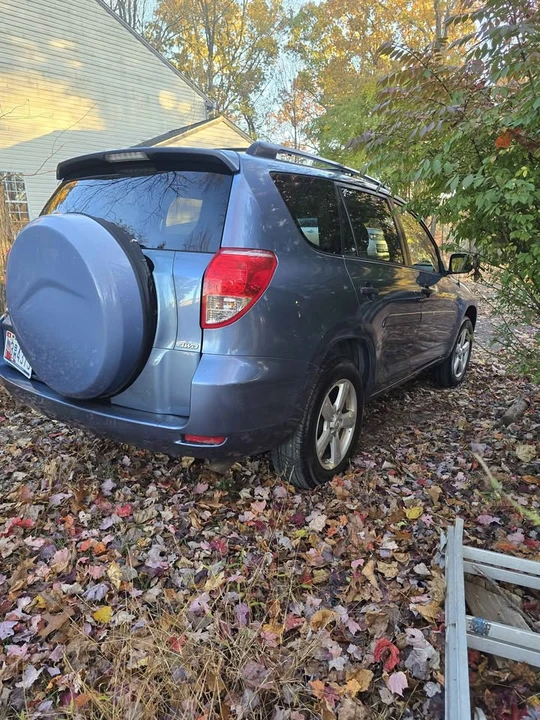 2006 Toyota RAV4 3rd Gen - Image 5 of 11