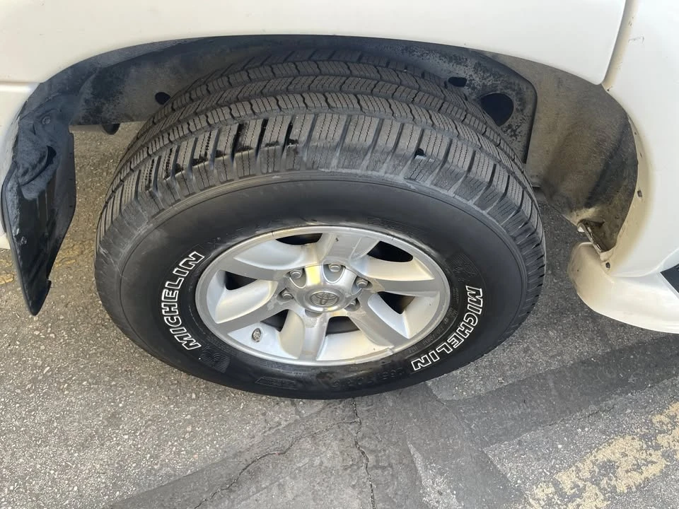 2006 Toyota Sequoia 1st Gen - Image 18 of 20