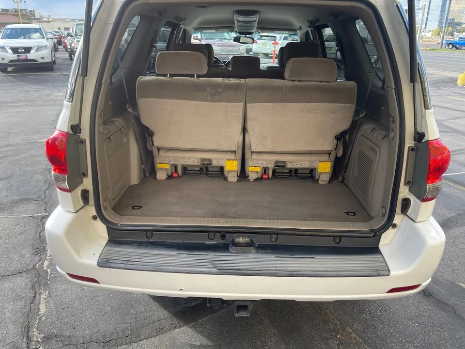 2006 Toyota Sequoia 1st Gen - Image 19 of 20