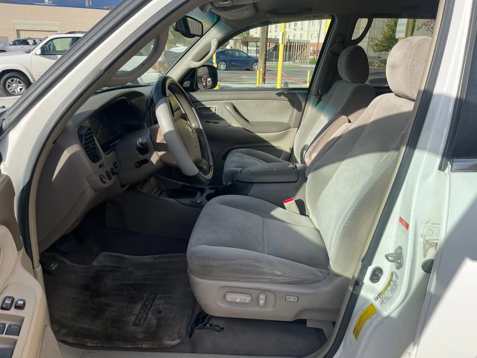 2006 Toyota Sequoia 1st Gen - Image 9 of 20