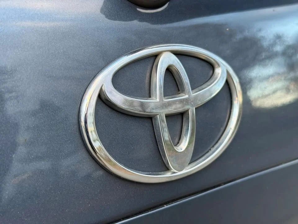 2006 Toyota Sequoia 1st Gen - Image 19 of 20