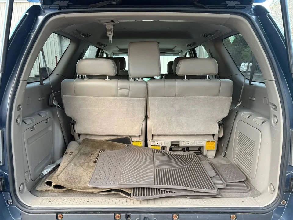 2006 Toyota Sequoia 1st Gen - Image 17 of 20