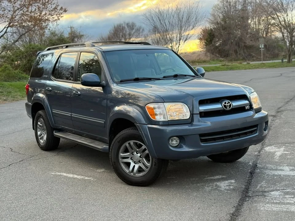 2006 Toyota Sequoia 1st Gen - Image 2 of 20