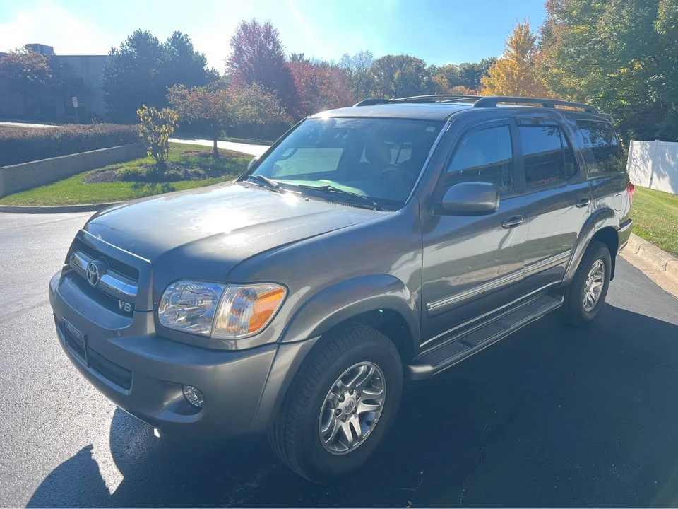 2006 Toyota Sequoia 1st Gen - Image 10 of 18