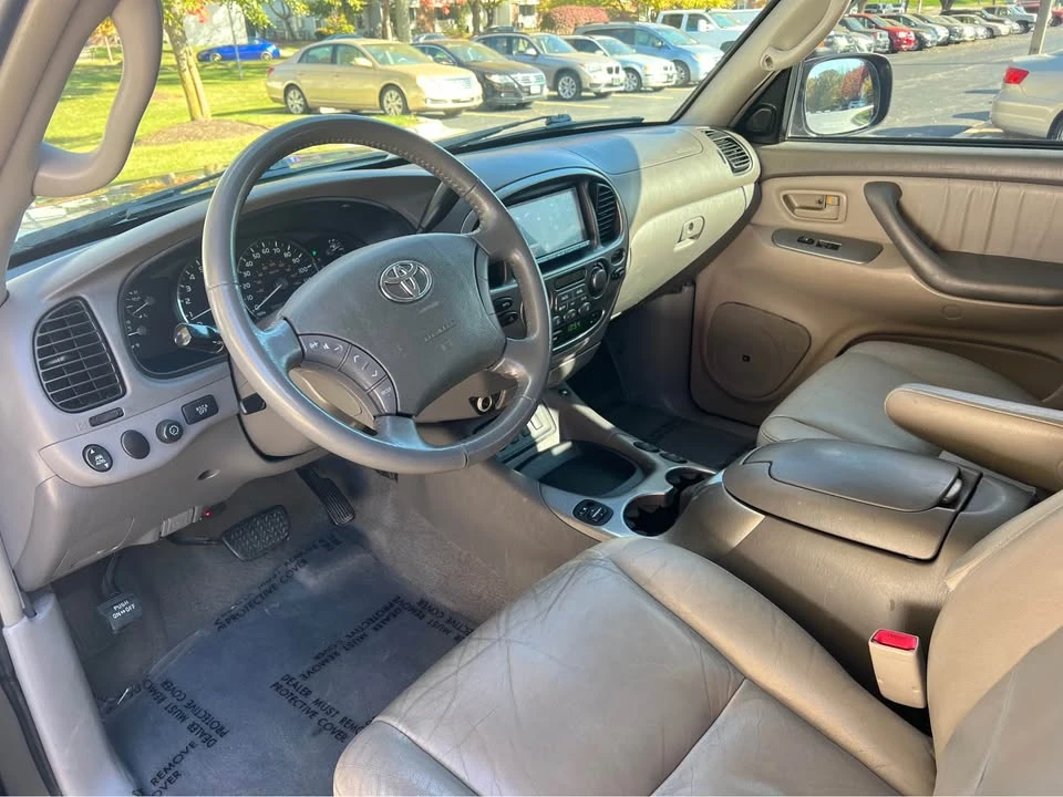 2006 Toyota Sequoia 1st Gen - Image 16 of 18
