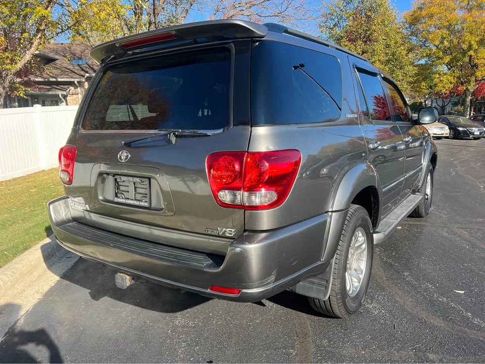 2006 Toyota Sequoia 1st Gen - Image 4 of 18