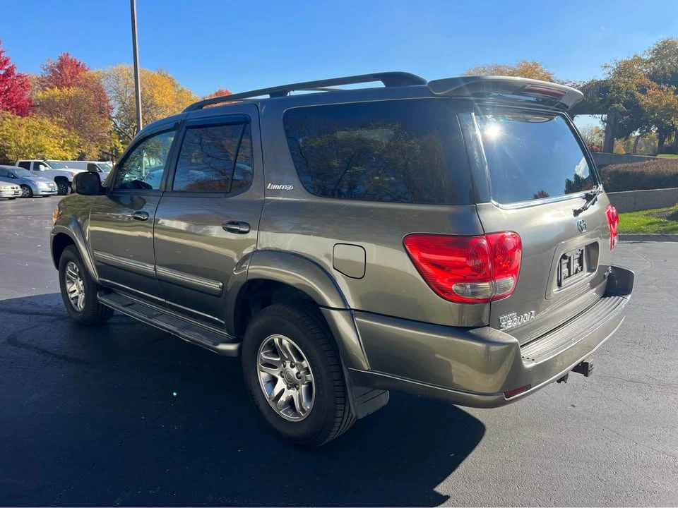 2006 Toyota Sequoia 1st Gen - Image 7 of 18