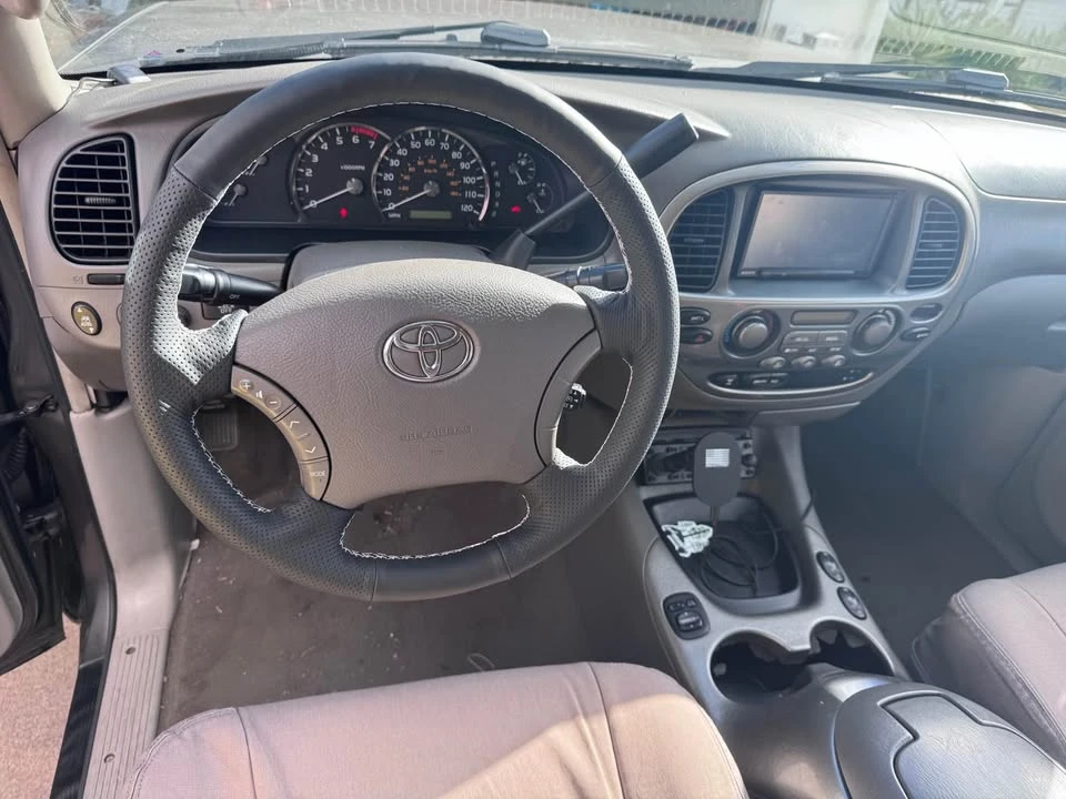 2006 Toyota Sequoia 1st Gen - Image 5 of 9