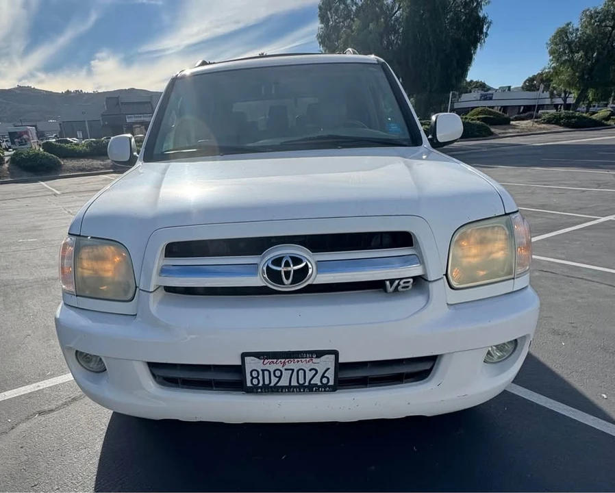 2006 Toyota Sequoia 1st Gen - Image 3 of 13