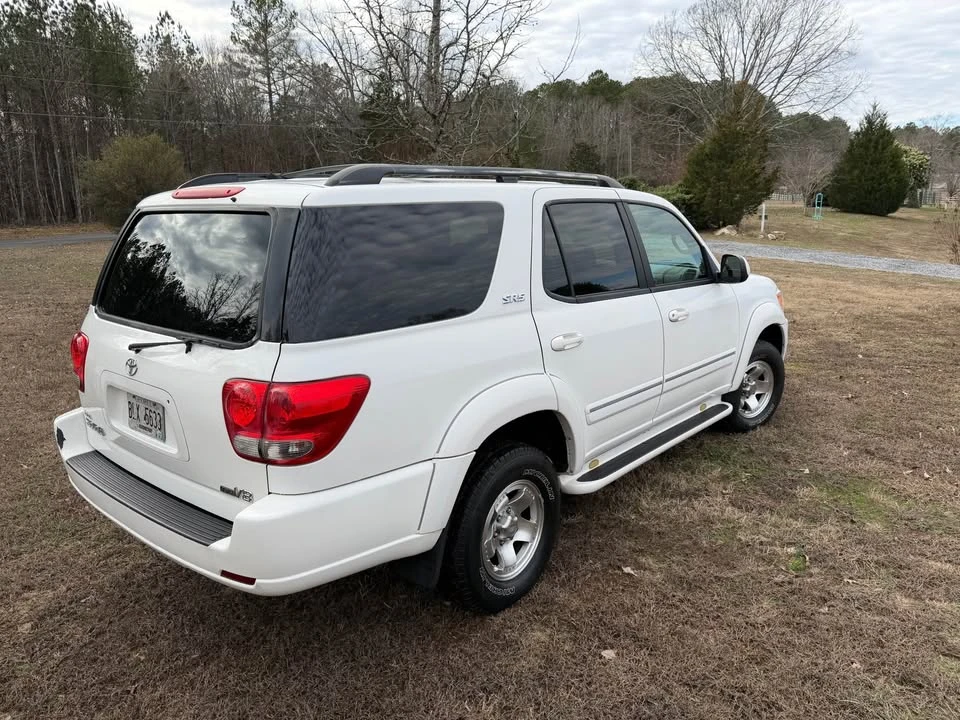 2006 Toyota Sequoia 1st Gen - Image 5 of 15