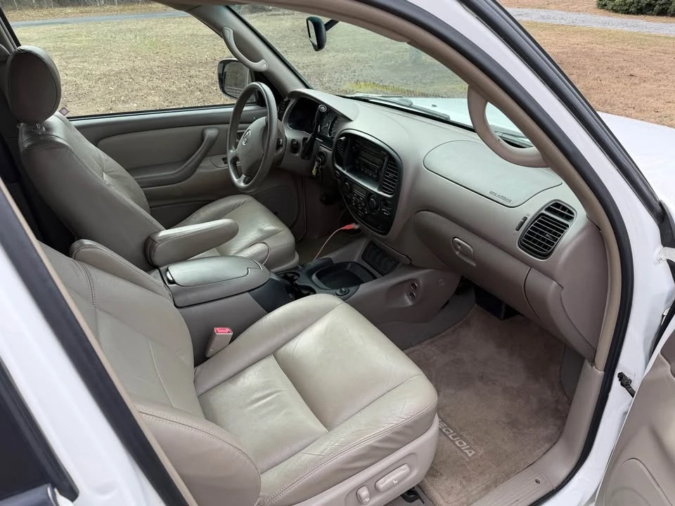 2006 Toyota Sequoia 1st Gen - Image 7 of 15