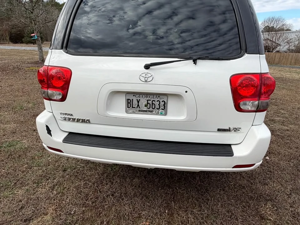2006 Toyota Sequoia 1st Gen - Image 12 of 15