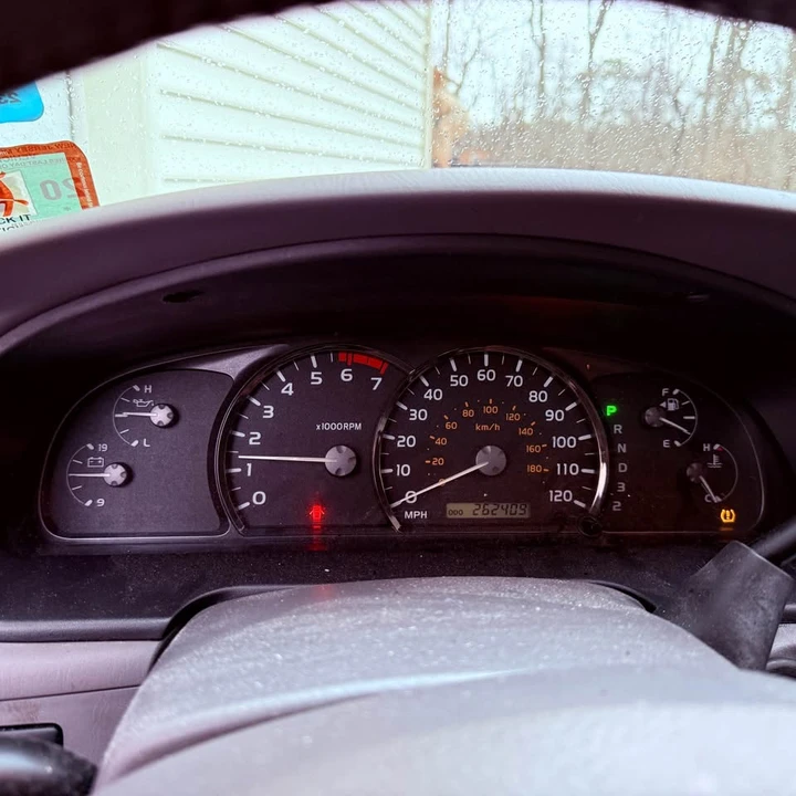 2006 Toyota Sequoia 1st Gen - Image 8 of 14