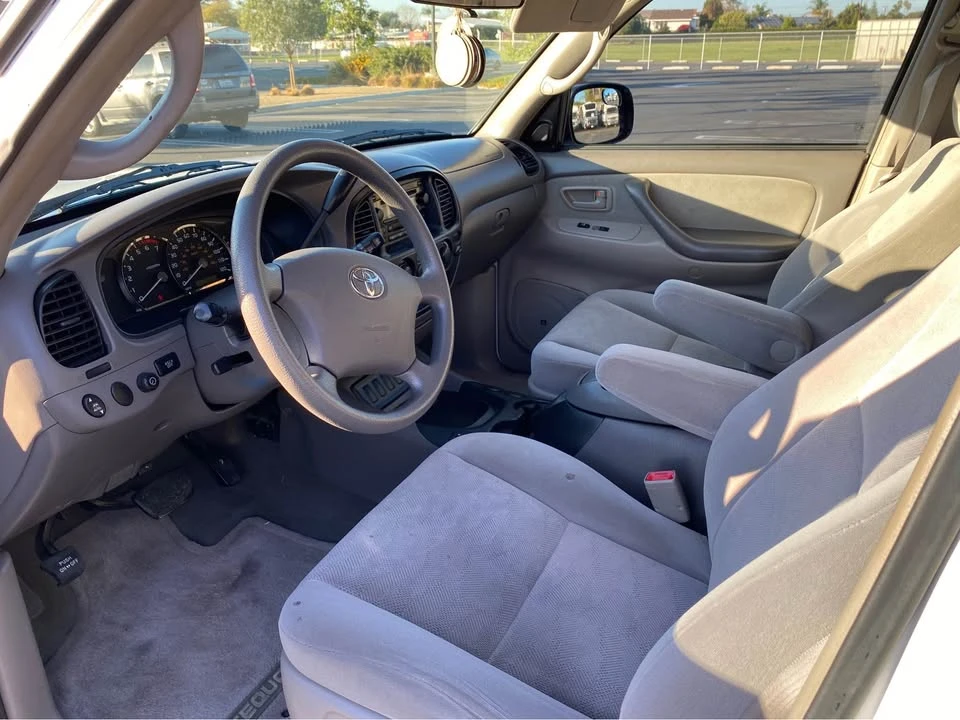 2006 Toyota Sequoia 1st Gen - Image 3 of 10