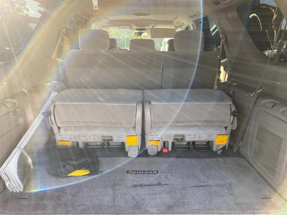 2006 Toyota Sequoia 1st Gen - Image 4 of 10