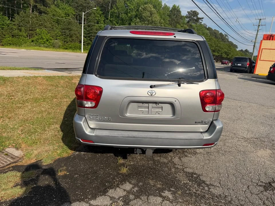 2006 Toyota Sequoia 1st Gen - Image 5 of 20