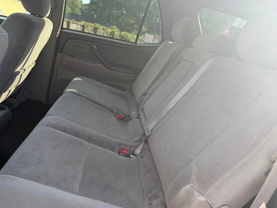 2006 Toyota Sequoia 1st Gen - Image 10 of 20