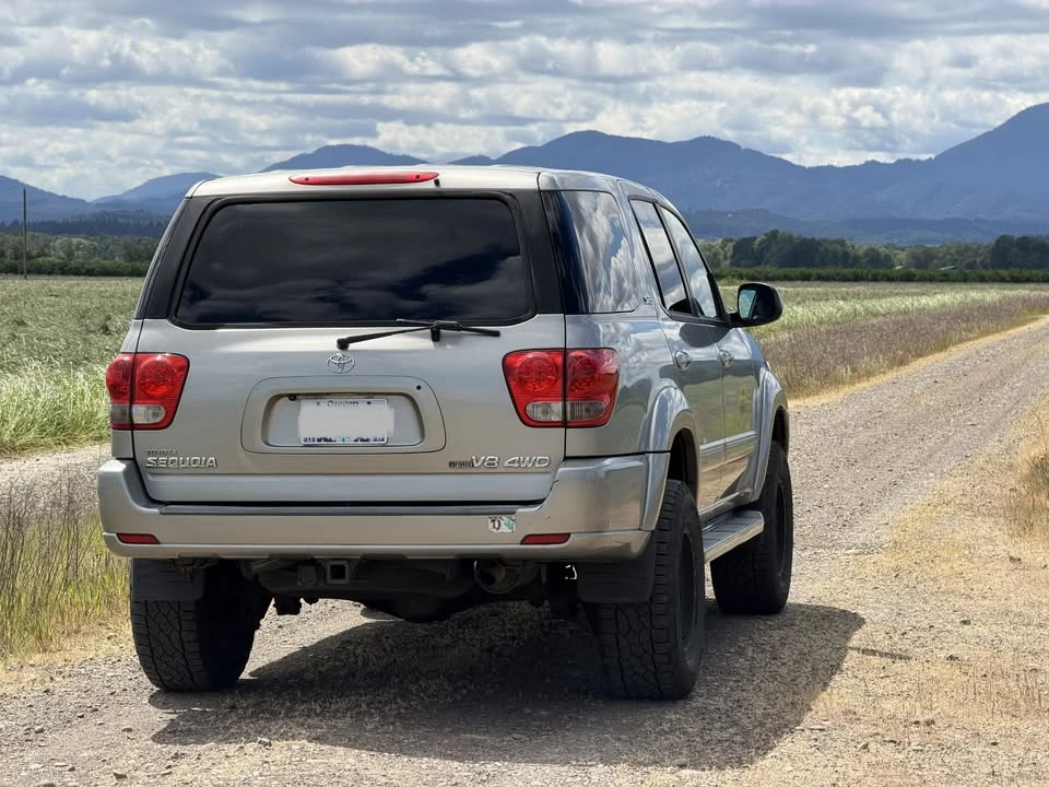 2006 Toyota Sequoia 1st Gen - Image 4 of 11