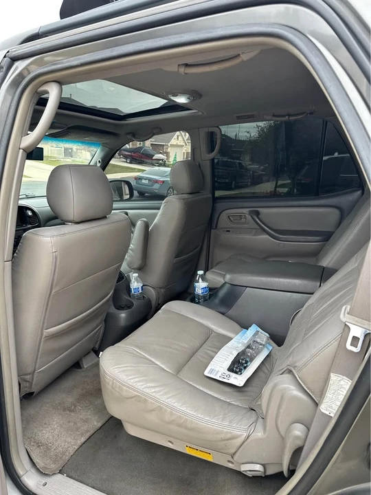 2006 Toyota Sequoia 1st Gen - Image 10 of 10