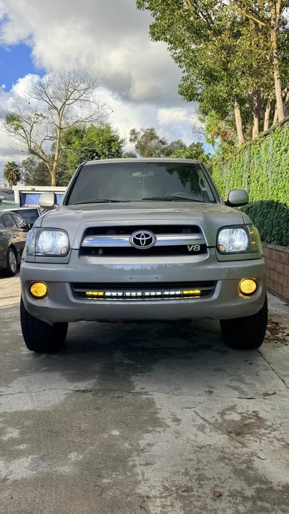 2006 Toyota Sequoia 1st Gen - Image 2 of 20