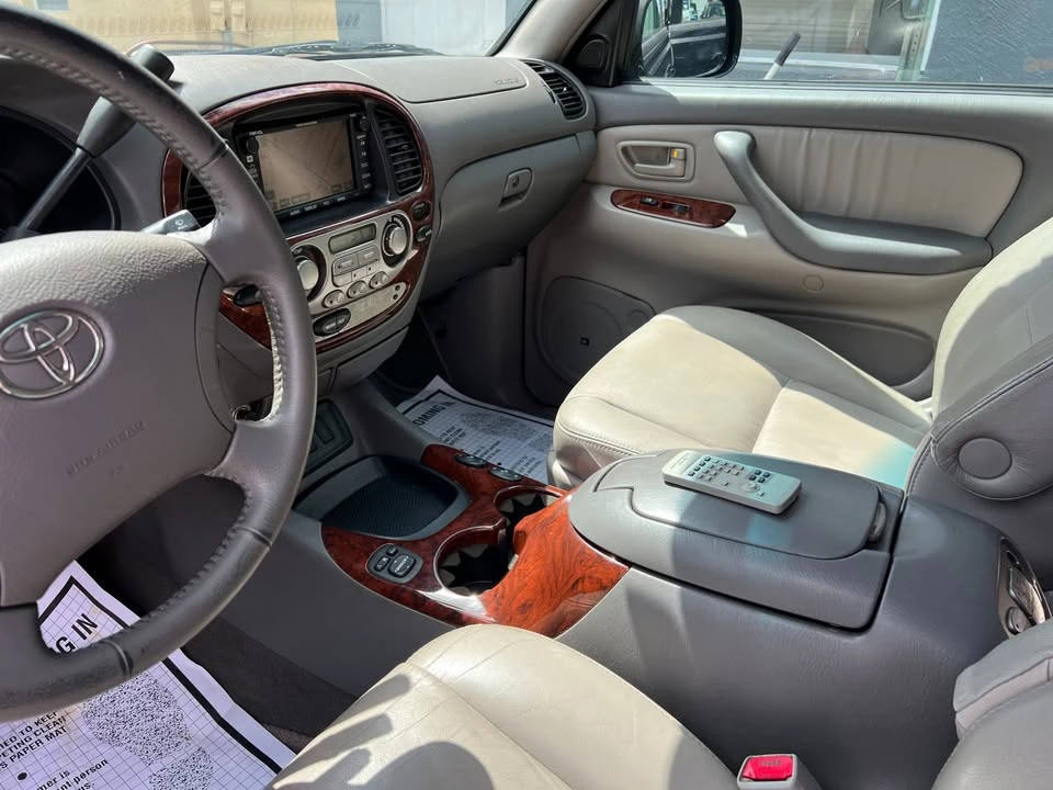 2006 Toyota Sequoia 1st Gen - Image 8 of 18