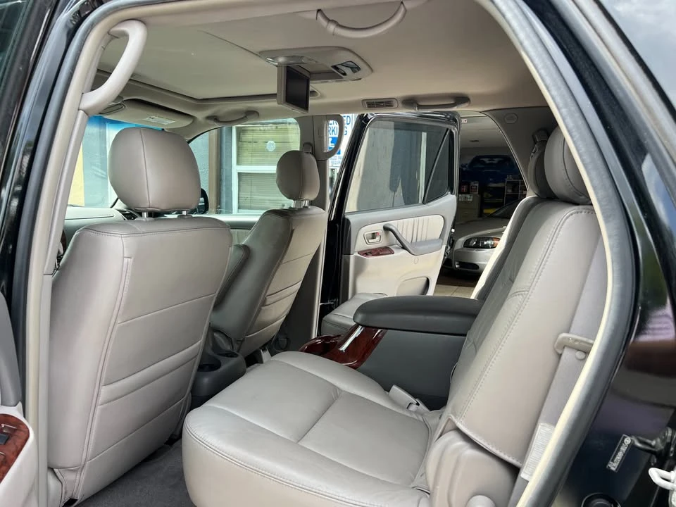 2006 Toyota Sequoia 1st Gen - Image 11 of 18