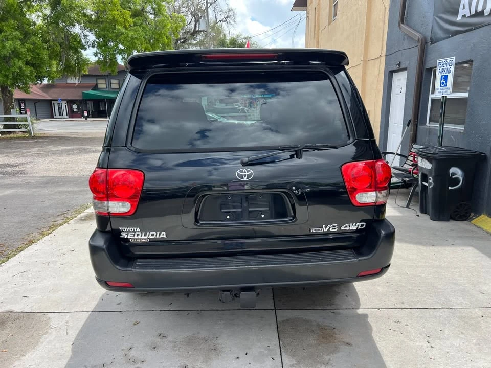 2006 Toyota Sequoia 1st Gen - Image 6 of 18