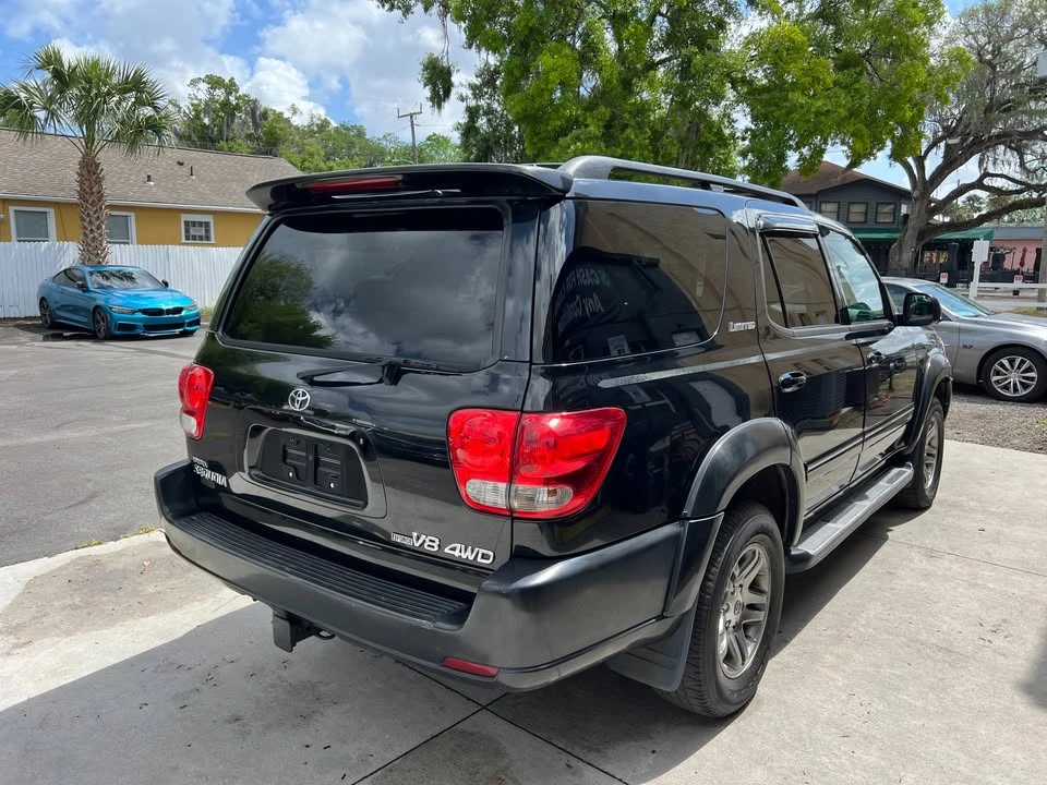 2006 Toyota Sequoia 1st Gen - Image 7 of 18