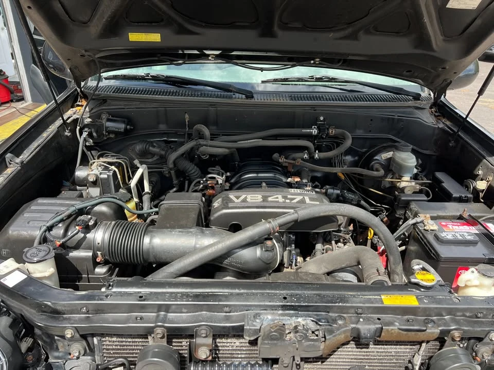 2006 Toyota Sequoia 1st Gen - Image 15 of 18