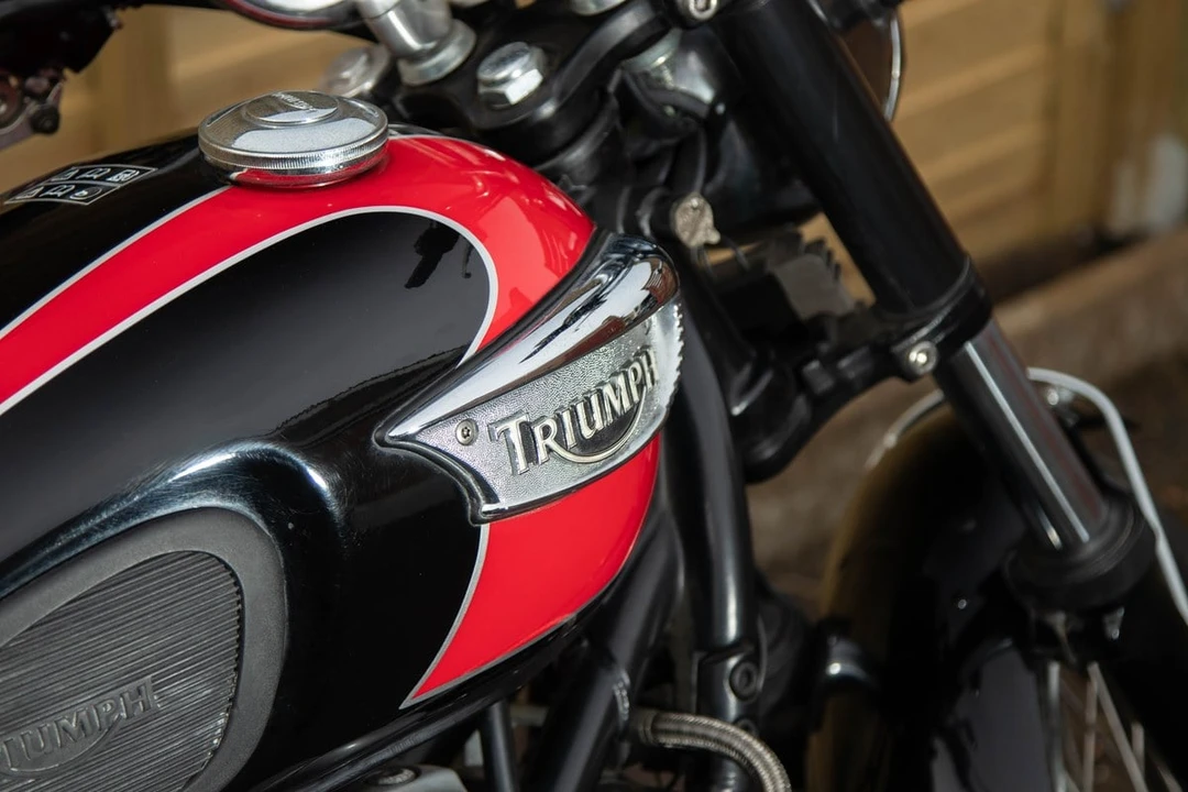 2006 Triumph New Bonneville - Image 25 of 30