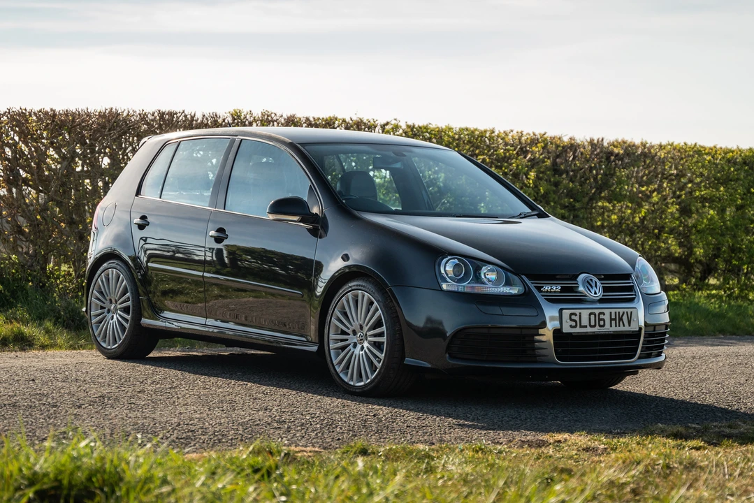 2006 Volkswagen R32 Mk5 - Image 2 of 31