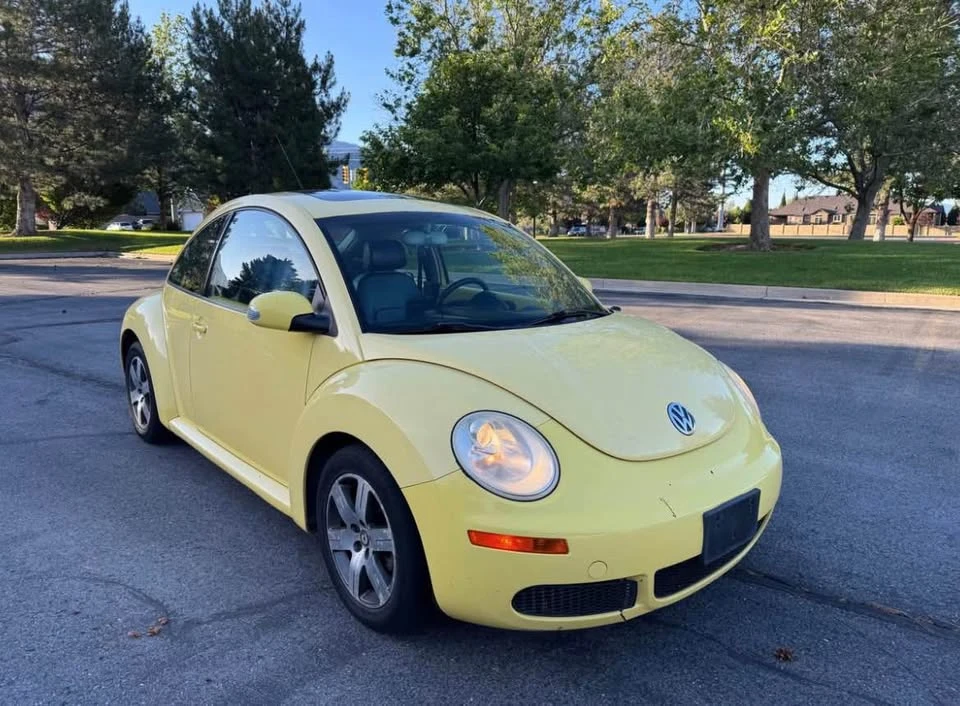 2006 Volkswagen New Beetle - Image 4 of 10