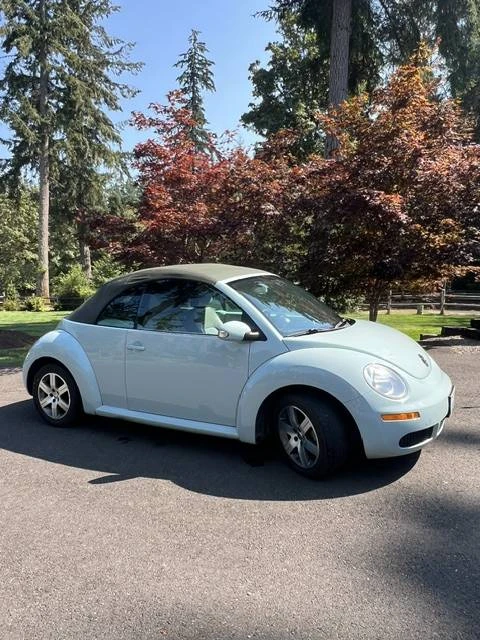 2006 Volkswagen New Beetle - Image 11 of 16