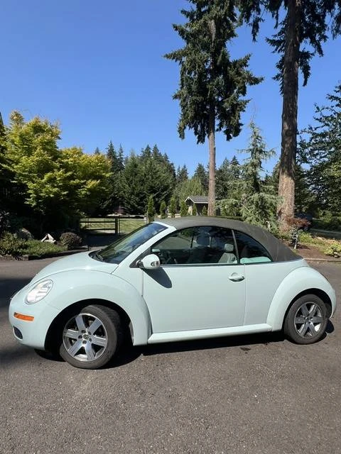 2006 Volkswagen New Beetle - Image 13 of 16