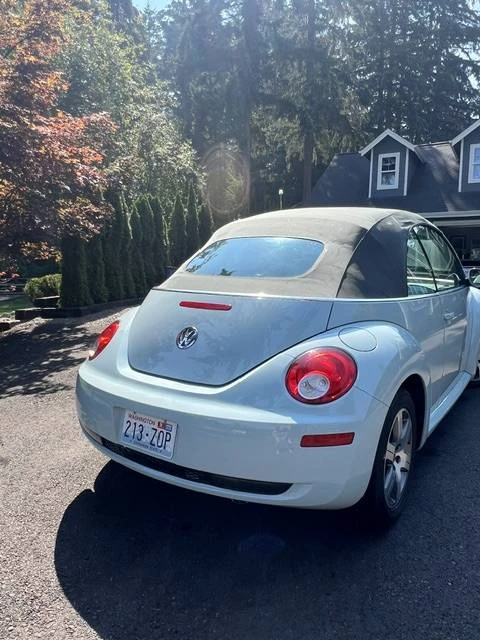 2006 Volkswagen New Beetle - Image 12 of 16