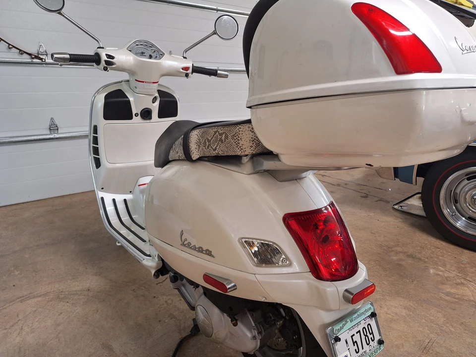 2006 Vespa Sei & PX & ET & LX & GT - Image 8 of 31