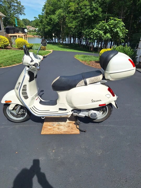 2006 Vespa Sei & PX & ET & LX & GT - Image 2 of 31