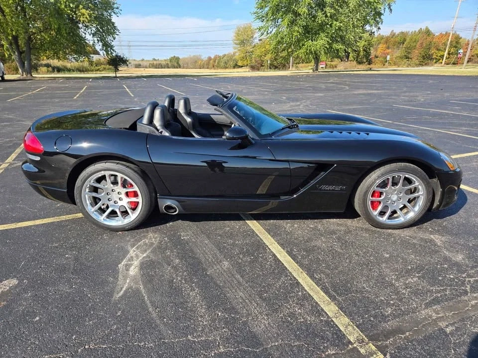 2006 Dodge Viper 3rd Gen - Image 2 of 9