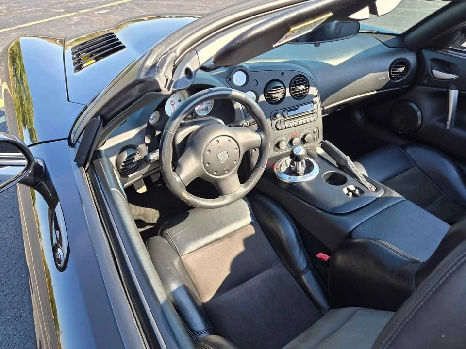 2006 Dodge Viper 3rd Gen - Image 7 of 9