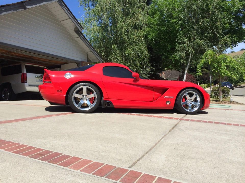 2006 Dodge Viper 3rd Gen - Image 2 of 3