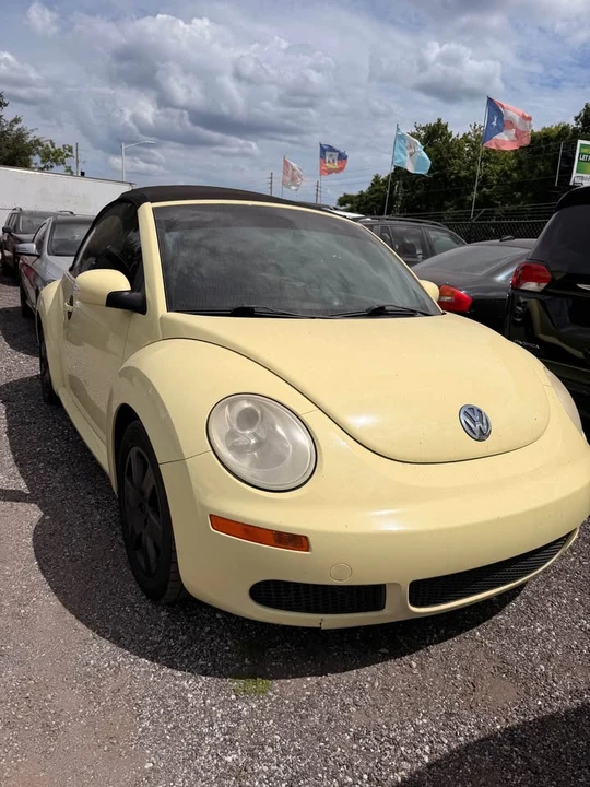 2006 Volkswagen New Beetle - Image 7 of 9