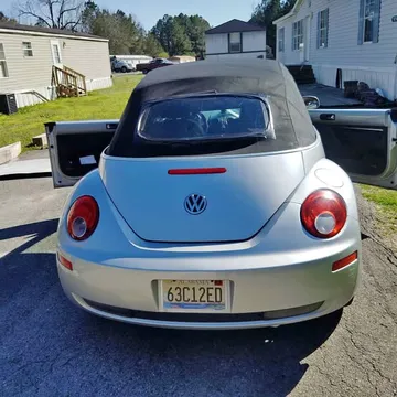 2006 Volkswagen Beetle 1.8T Classic Convertible 2D